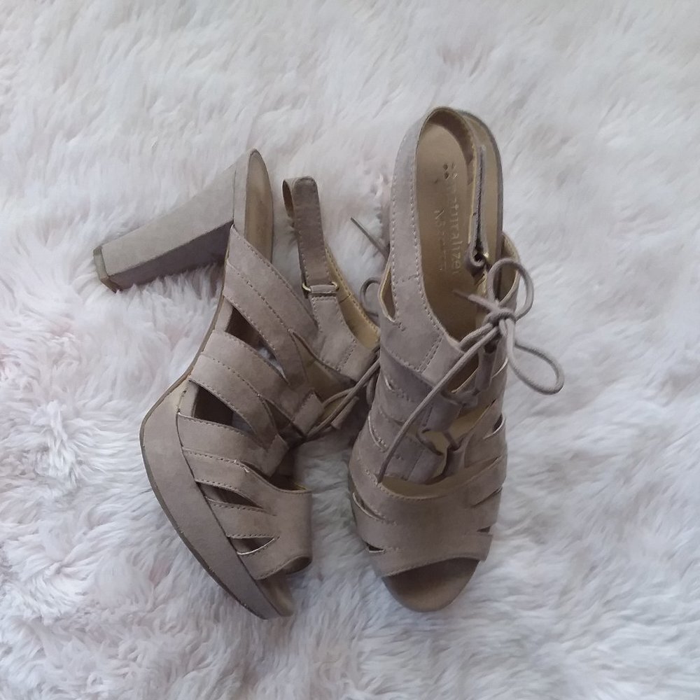 Naturalizer Tan Cutout Peep Toe Heels